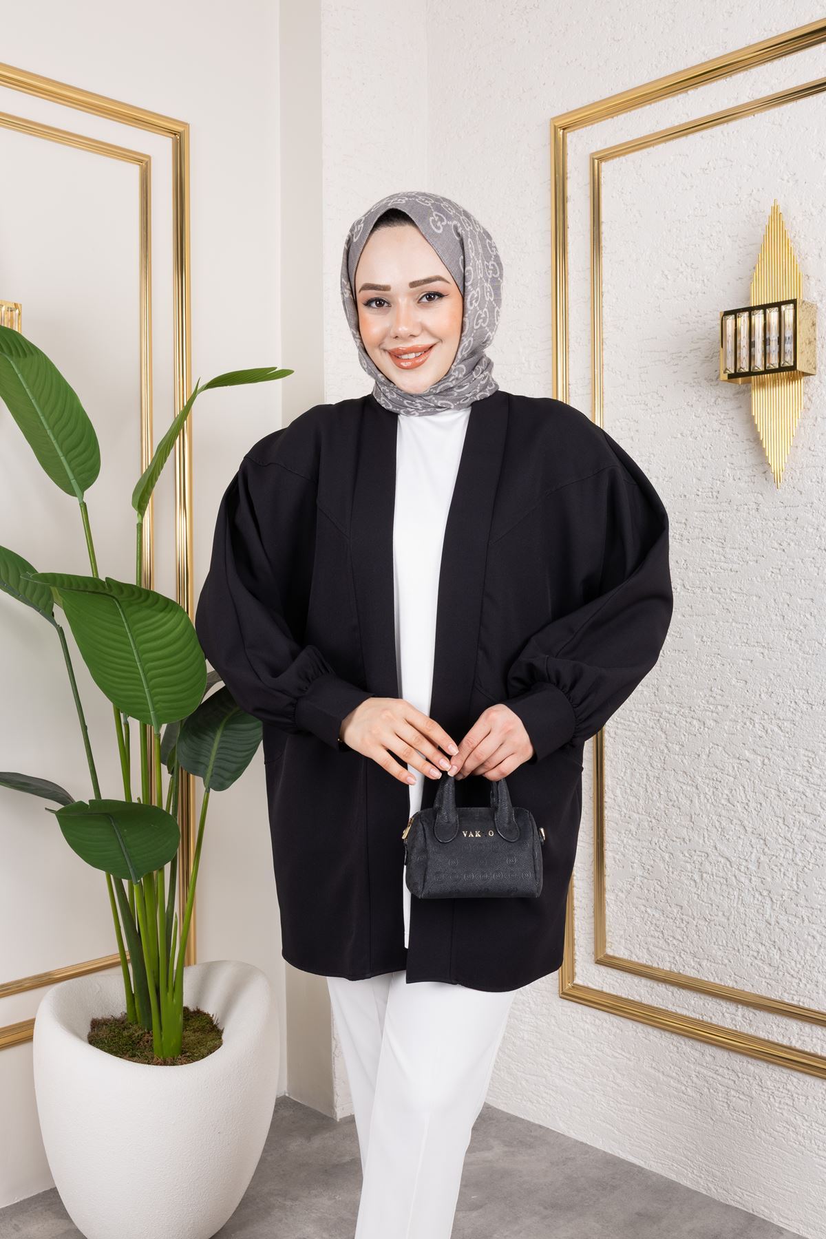 Cep Detay Atlas Hırka-Siyah