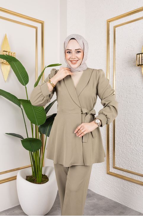 Kuşak Detay Ceketli Takım-Haki