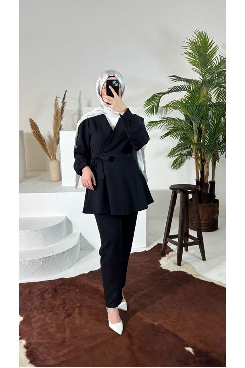 Kuşak Detay Ceketli Takım-Siyah